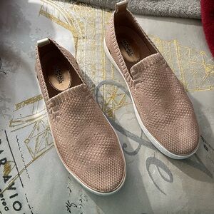 SEMI NEW!!! MICHEAL KORS SLIP ON